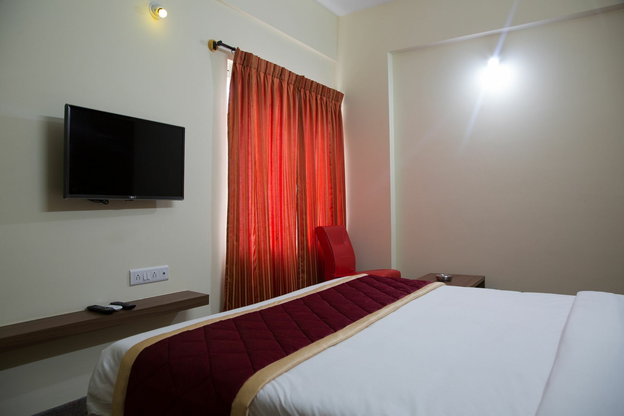 Hotel O Champion Comfort Near Hosahalli Metro Station Bangalore Exterior foto