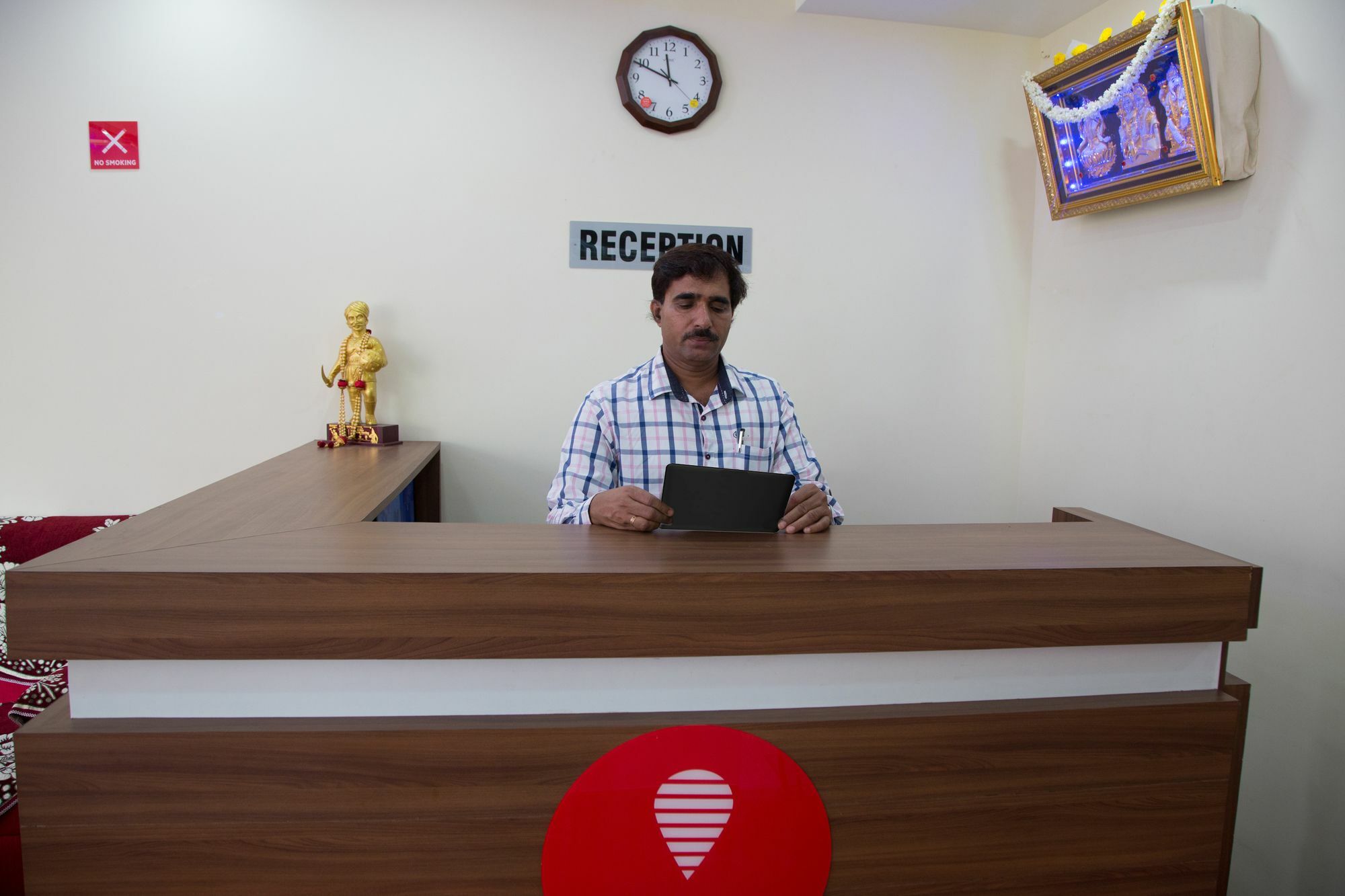 Hotel O Champion Comfort Near Hosahalli Metro Station Bangalore Exterior foto