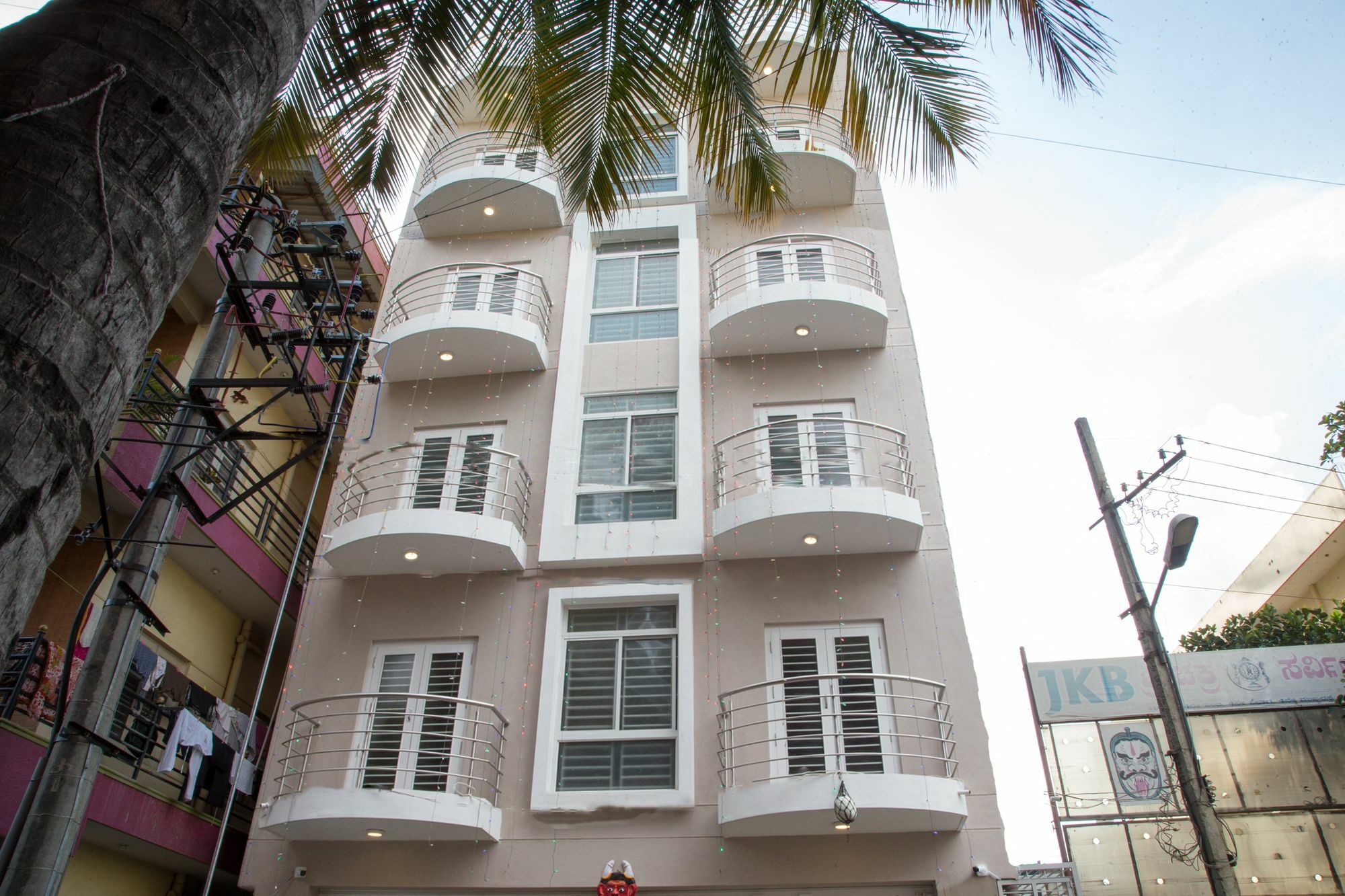 Hotel O Champion Comfort Near Hosahalli Metro Station Bangalore Exterior foto